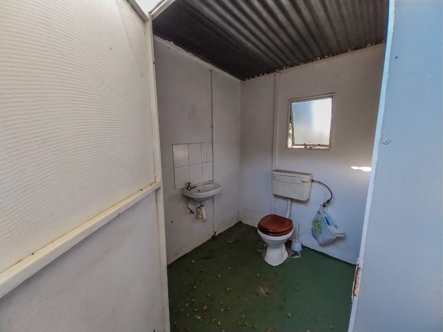 To Let commercial Property for Rent in Broederstroom North West